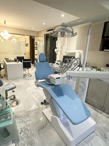 Salle de soins moderne Cabinet Dentaire Harmonia